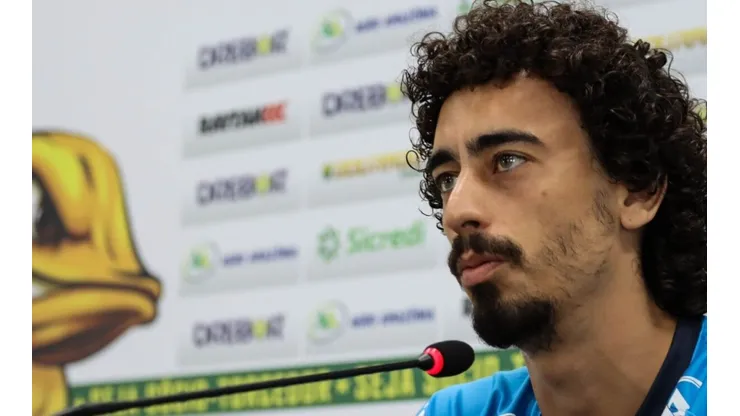 Foto: Assessoria - Valdívia soltou críticas para Anderson Daronco após lance polêmico contra Cuiabá