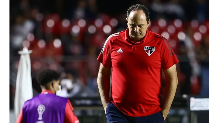 Rogério Ceni trabalhou com atacante especulado no São Paulo (Foto: Marcello Zambrana/AGIF)