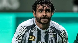 “Não me senti...”; Ricardo Goulart expõe ‘culpado’ sobre saída do Santos