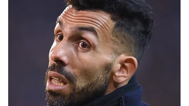 - Tévez