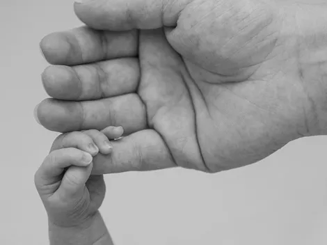 Bebê nasce com mais de 5kg e surpreende pais e equipe médica