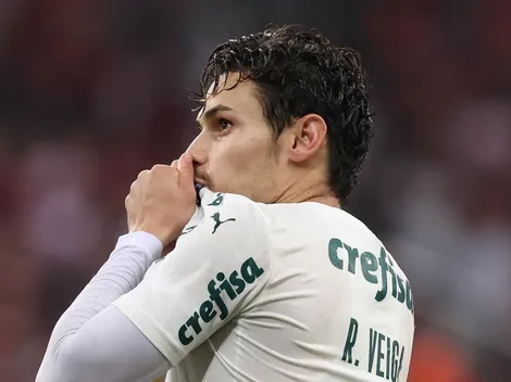 Veiga pede perdão por desperdiçar dois pênaltis e torcida do Palmeiras manda recado ao meia na web