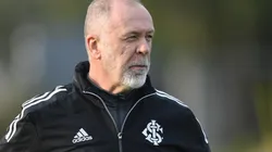 Foto: Ricardo Duarte/Internacional/Divulgação - Mano Menezes: técnico quer novo centroavante no Colorado