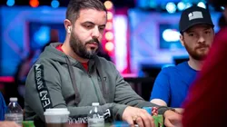 Rafael Mota é um dos brasileiros no Dia 5 da WSOP (Foto: Katerina Lukina/PokerNews)
