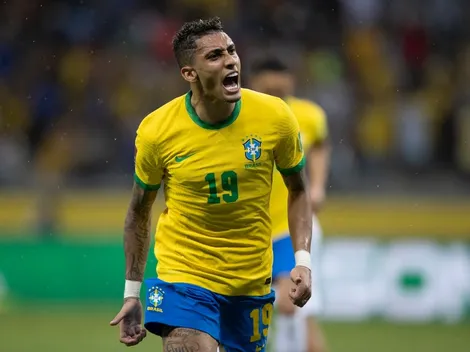 “Tivemos uma conversa”; Raphinha se reapresenta ao Leeds e Barcelona volta à tona