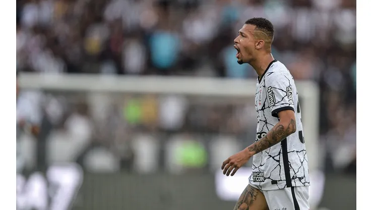 Thiago Ribeiro/AGIF - João Victor deixa o Corinthians após cinco anos