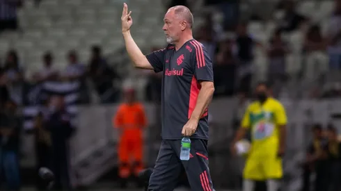 Pedro Chaves/AGIF - Mano conta com reforços.