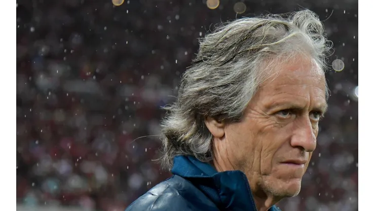 Foto: Thiago Ribeiro/AGIF - Jorge Jesus segue em busca de um atacante para sua nova equipe