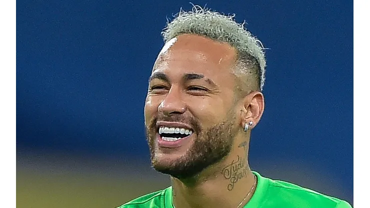Textor deixa o mistério de lado e expõe sobre o interesse do Botafogo em Neymar