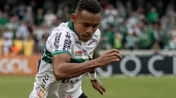 Foto: Robson Mafra/AGIF - Igor Paixão: atacante é baixa no Coritiba contra o Fortaleza