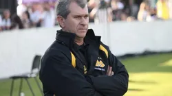 Celso da Luz/Criciúma/ Tencati perde zagueiro no Criciúma para o restante da temporada.