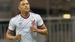 Foto: Jhony Pinho/AGIF - Pedro Rocha: decisivo para o Athletico contra o Bahia