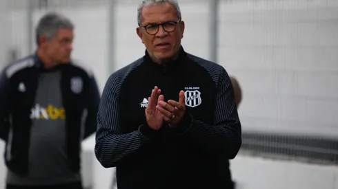 Foto: Rogério Capela/AGIF - Hélio dos Anjos tem novidade de joia da base entre os titulares