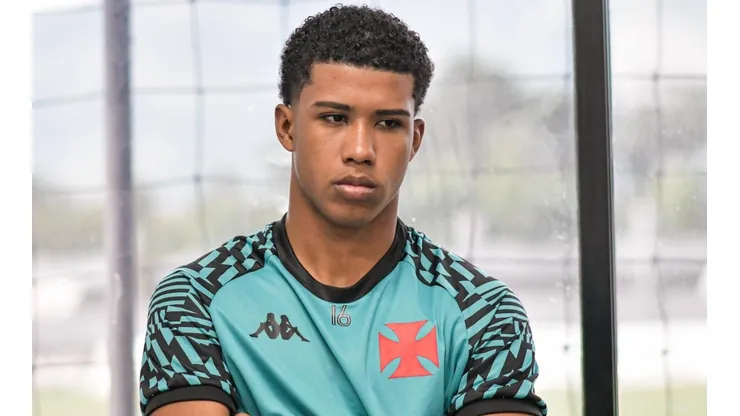Foto: Thiago Ribeiro/AGIF - Andrey: contrato com o Vasco tem duração até agosto de 2023