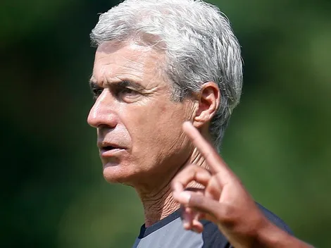 Luís Castro vê titular acenar saída do Botafogo após invasão ao CT