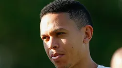 "Está perto de concluir"; Marcos Guilherme tem futuro surpreendente na carreira