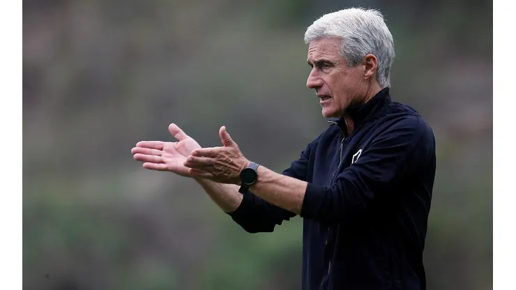 Botafogo x Goiás, prognósticos do jogo que Luis Castro terá o retorno de dois jogadores (Foto: Vitor Silva/Botafogo)