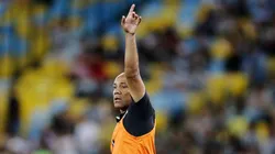 Agif/Paulo Campos - Em apresentação da Portuguesa, Sérgio Soares tem reforço importante no meio de campo