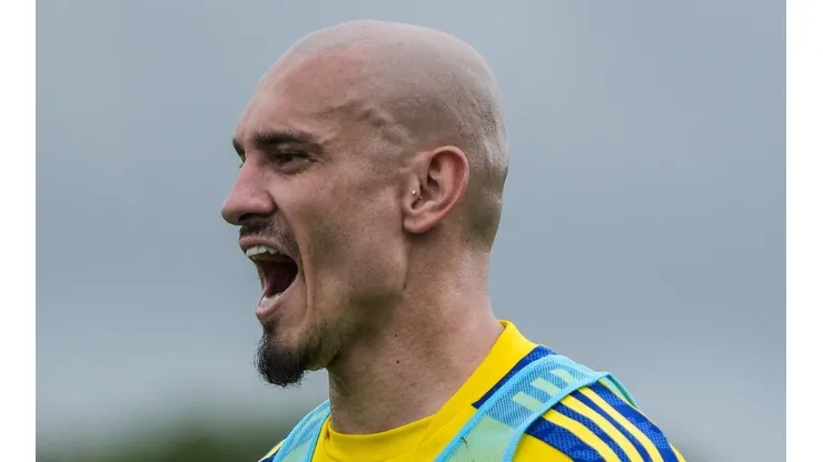 - Maicon saiu recentemente do Cruzeiro