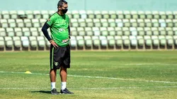 Técnico Marquinhos Santos terá o reforço de mais um atacante no elenco