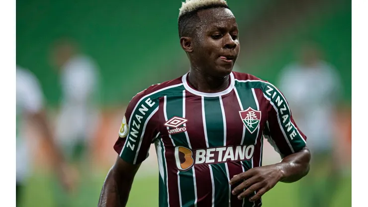 Cazares jogou no Fluminense em 2021 (Foto: Jorge Rodrigues/AGIF)