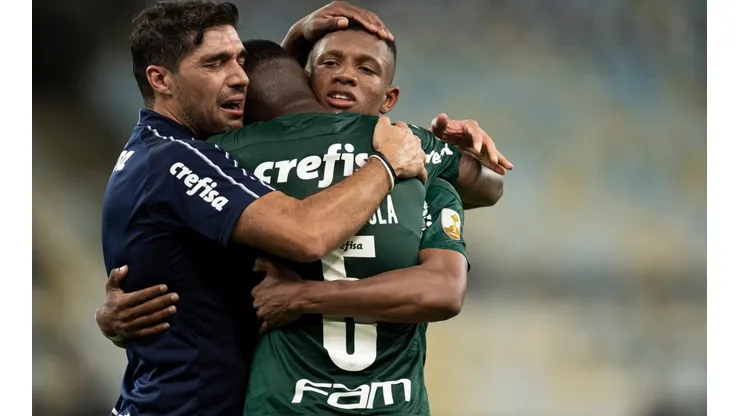 Foto: Jorge Rodrigues/AGIF | Fiel Torcida se rende a jovem do Palmeiras