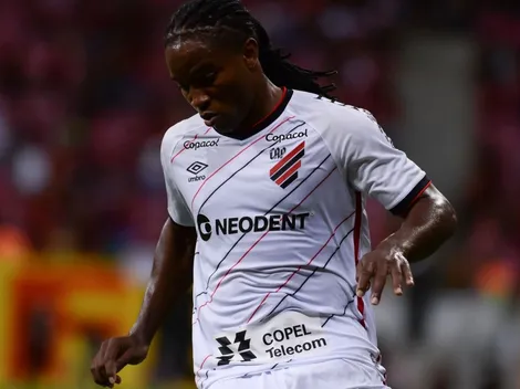 Valentim define Athletico para clássico no Paranaense com Daniel Cruz na frente; veja time