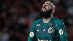 Foto: Heber Gomes/AGIF | Danilo não tem previsão de quando retornará aos gramados