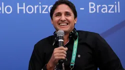 - Edmílson é ex-jogador