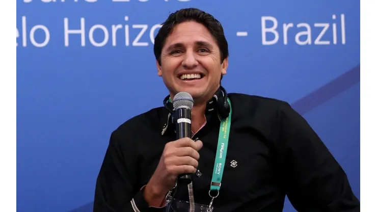 - Edmílson é ex-jogador