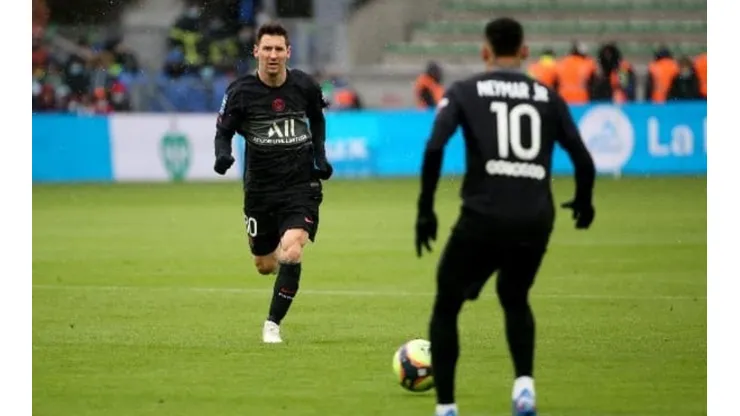 "Lá é o seu lugar"; filho de Maradona não esconde o jogo e crava volta de atacante ao Barça