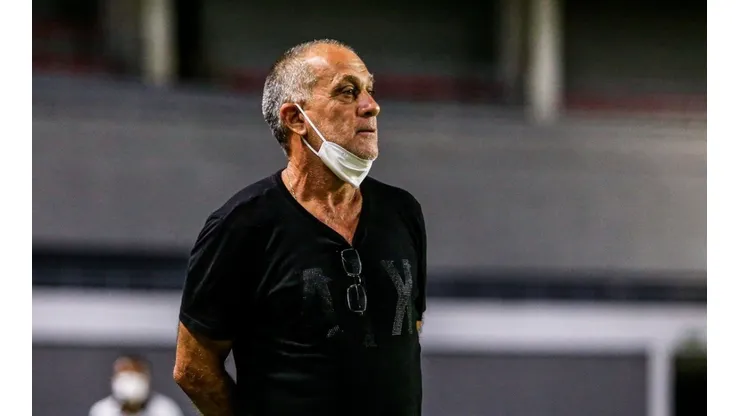 Foto: Divulgação. Celso deixou o comando do alvinegro em novembro do ano passado