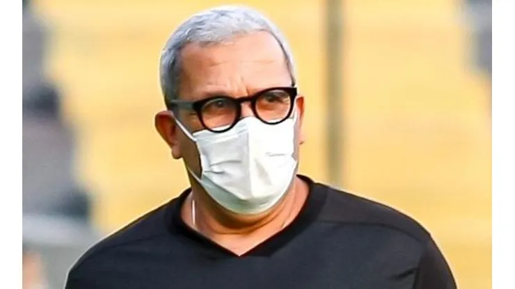 Foto: Fernando Torres/AGIF | Hélio dos Anjos tem um extenso currículo como treinador