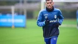 Foto: Lucas Uebel/Grêmio FBPA - Rodrigues tem tido testado na LD do Grêmio, o que "barrou" negociação por Daniel Guedes