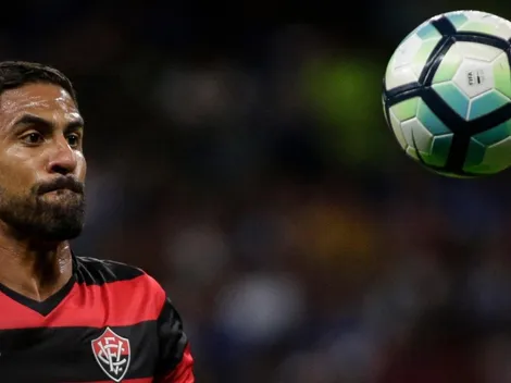 Tréllez chega a Salvador e comemora retorno ao Vitória