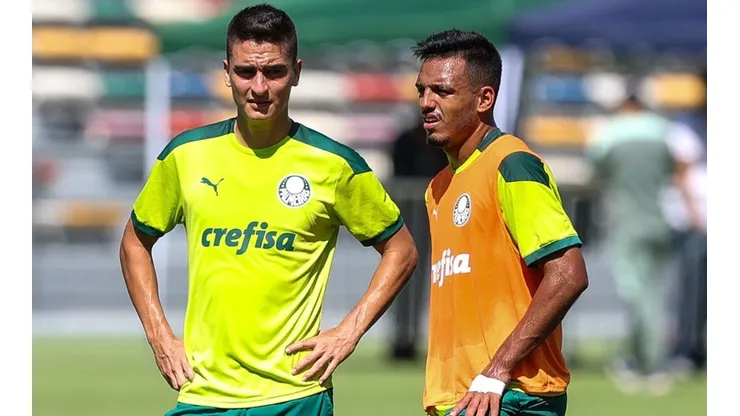 Foto: Fabio Menotti - Atuesta foi testado no time titular do Palmeiras em treino desta terça-feira na Academia de Futebol