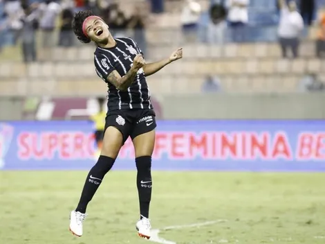 Lia Salazar celebra gol e projeta primeiro título com o Timão: "ser campeã com esse escudo"