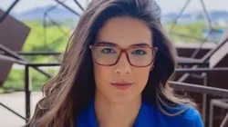 Foto: Reprodução/Twitter | Renata é uma das pioneiras na narração esportiva