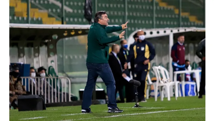 Pintado é o novo técnico do Cuiabá; ele comandou a Chapecoense até o segundo semestre de 2021