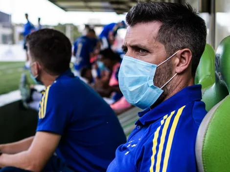 Pezzolano deixa estilo tranquilo de lado e "inflama" vestiário do Cruzeiro