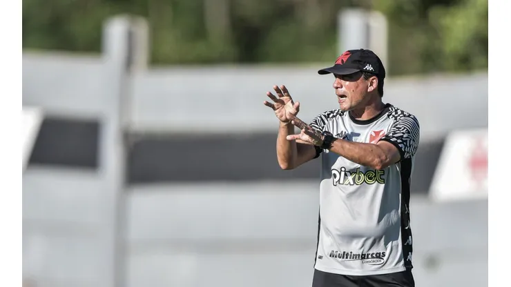 Foto: Thiago Ribeiro/AGIF - Zé Ricardo, treinador do Vasco