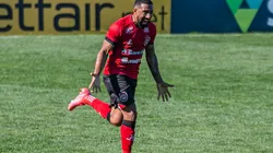 Foto: (Volmer Perez/AGIF) - Este é o 10º reforço da Ferroviária para a temporada 2022