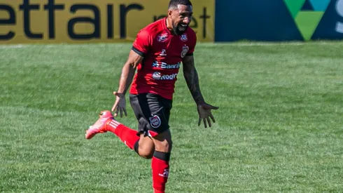 Foto: (Volmer Perez/AGIF) - Este é o 10º reforço da Ferroviária para a temporada 2022