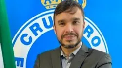 Foto: Reprodução / @leoportela_