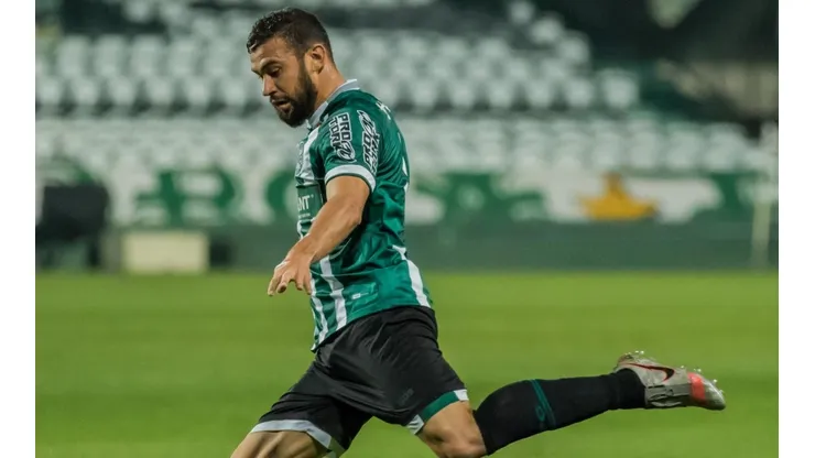 Foto: Robson Mafra/AGIF