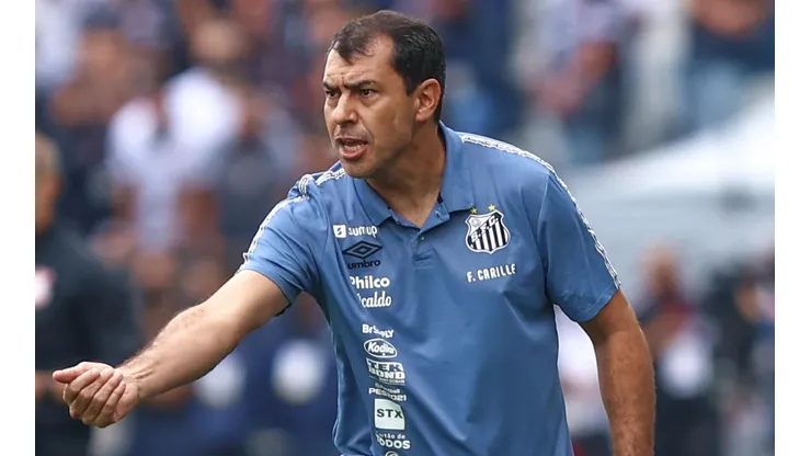 Fábio Carille, treinador do Santos (Foto: Marcello Zambrana/AGIF)