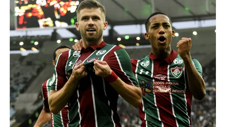 Foto: Mailson Santana/Fluminense FC - Caio Henrique entrou na onda da torcida do Flu após vitória sobre o Inter