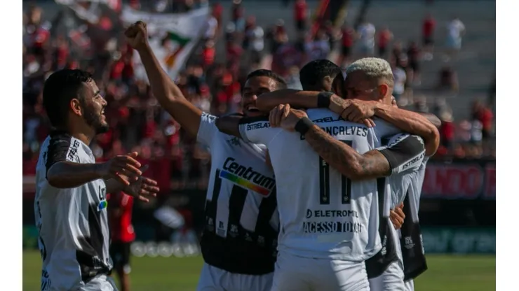 Diego Gonçalves marca, Botafogo vence o Brasil-RS e garante o título da Série B (Foto: Volmer Perez/AGIF)