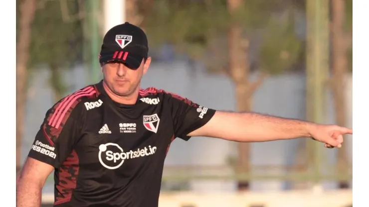 Fotos: Rubens Chiri / saopaulofc.net - Rogério Ceni em ação treinando o Tricolor