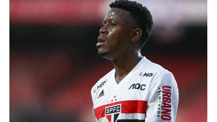 Foto: Marcello Zambrana/AGIF - Calanzas, ex jogador do Tricolor